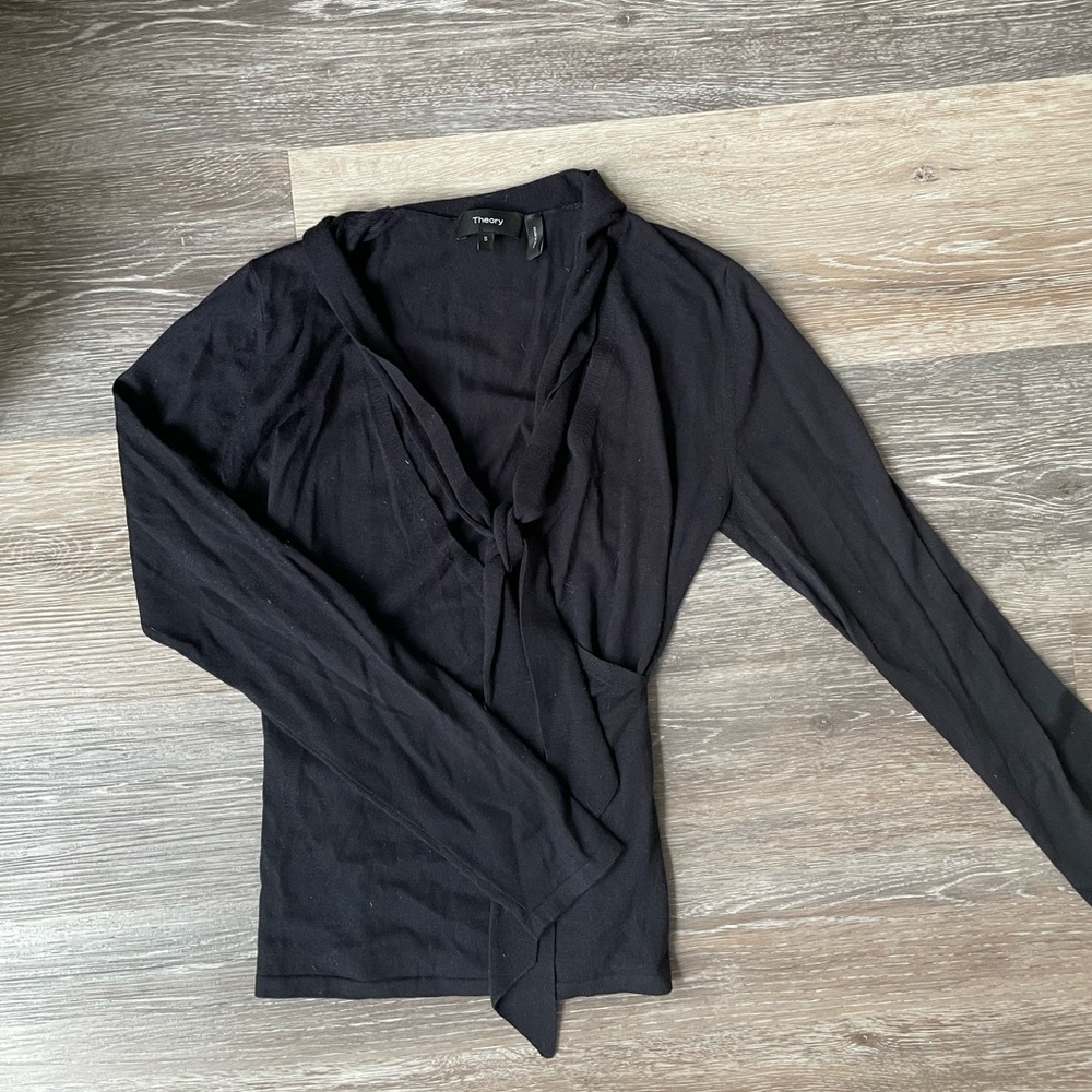 Theory sweater